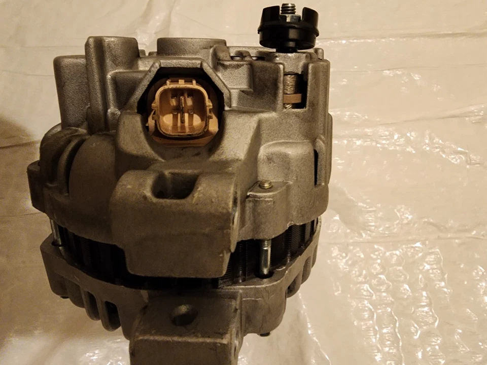 Alternador Honda CR-V 2002-2006, Acura RSX 335-1259, AIRE ACONDICIONADO Delco/oro Foto 4 de 4