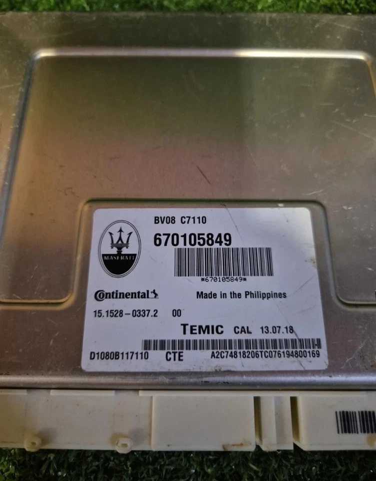 670105849 Centralina Sospensioni ecu Maserati Levante - Immagine 2 di 3