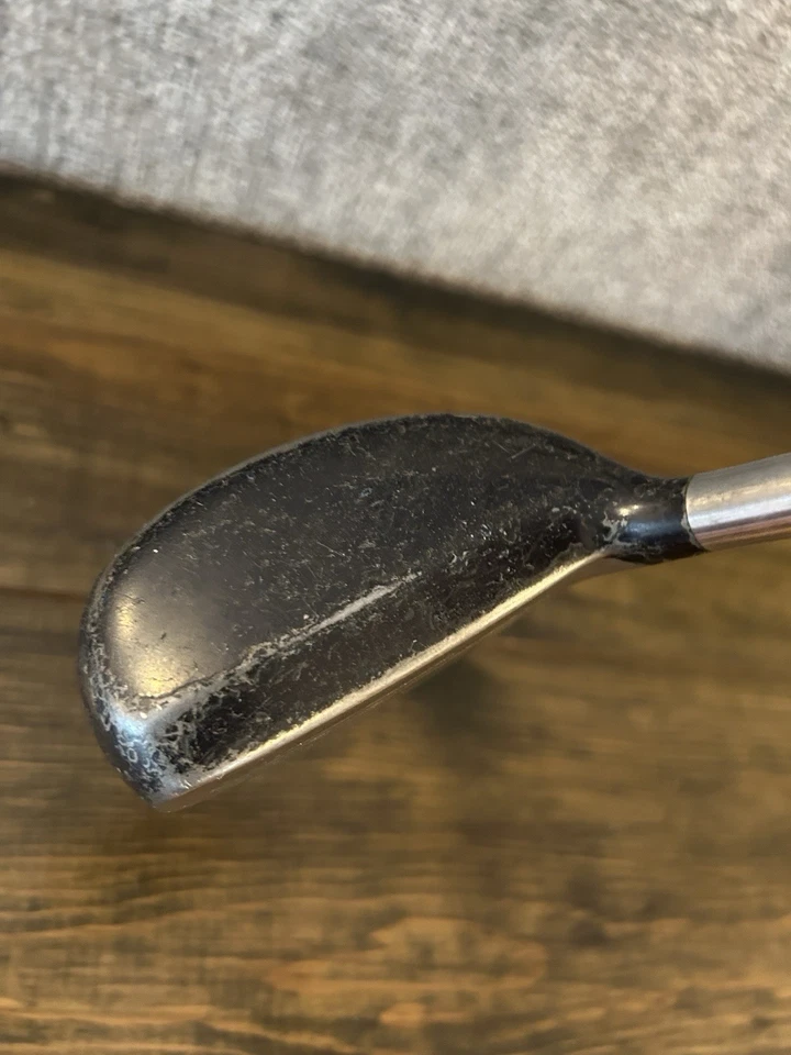 Club de Golf Sonartec MD 5 Híbrido 25* UST iRod Regular Flex Grafito Derecha Foto 3 de 4