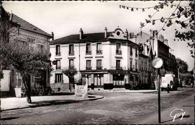 Carte postale Sannois vendu Val dOise, Carrefour Gabriel Péri et Général de Gaulle - 2889805