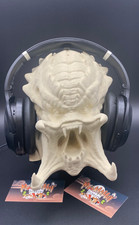 Predator Headphone Stand - Aliens Headset Holder - Gift for him - Gift for Gamer