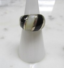 Black Onyx Mother of Pearl Sterling Silver Dome Ring Size 5.5 6.4g 7-G575