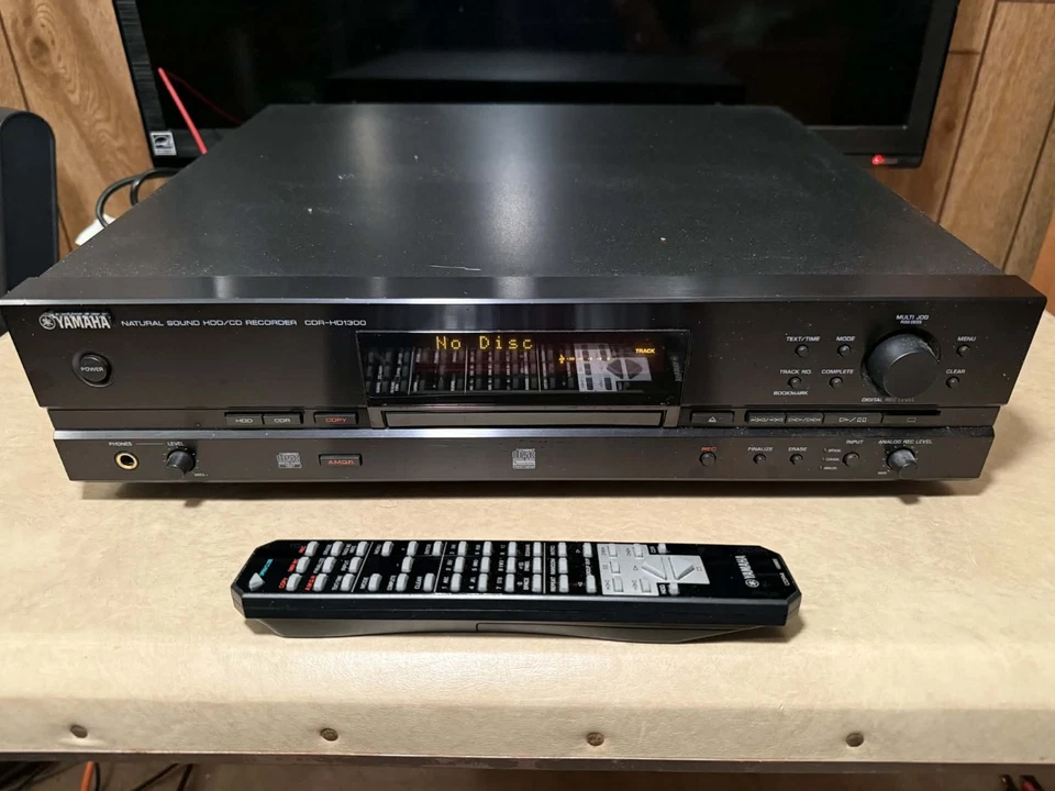 Yamaha CDR-HD1300 CD Recorder with HDD | Natural Sound Audio Burner | Remote... - Image 2 of 3