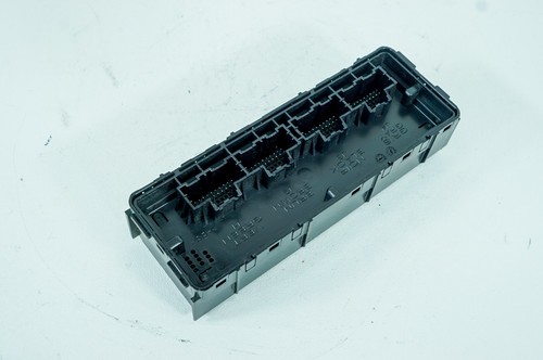 13-17 Cadillac XTS OEM Temperature Control Module 13588178 5104 - Picture 13 of 19