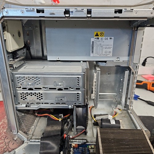 Apple PowerMac G4 1.0 (FW800) PowerPC 7455 M8839LL/A 256Mb RAM NO HDD - Picture 19 of 19