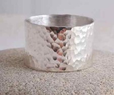 Anello a fascia larga martellato in argento sterling 925 anello a fascia larg...