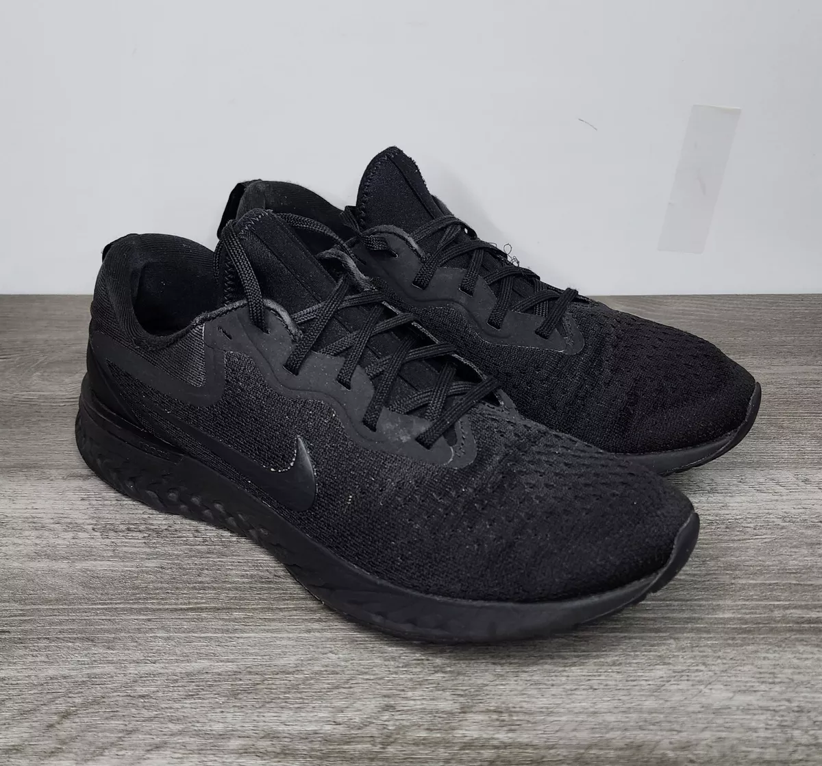 Nike Odyssey React Womens Size 10.5 A09820-010 Black Athletic Running Shoes