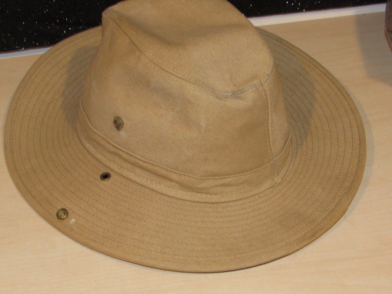 Picture 3 of 6