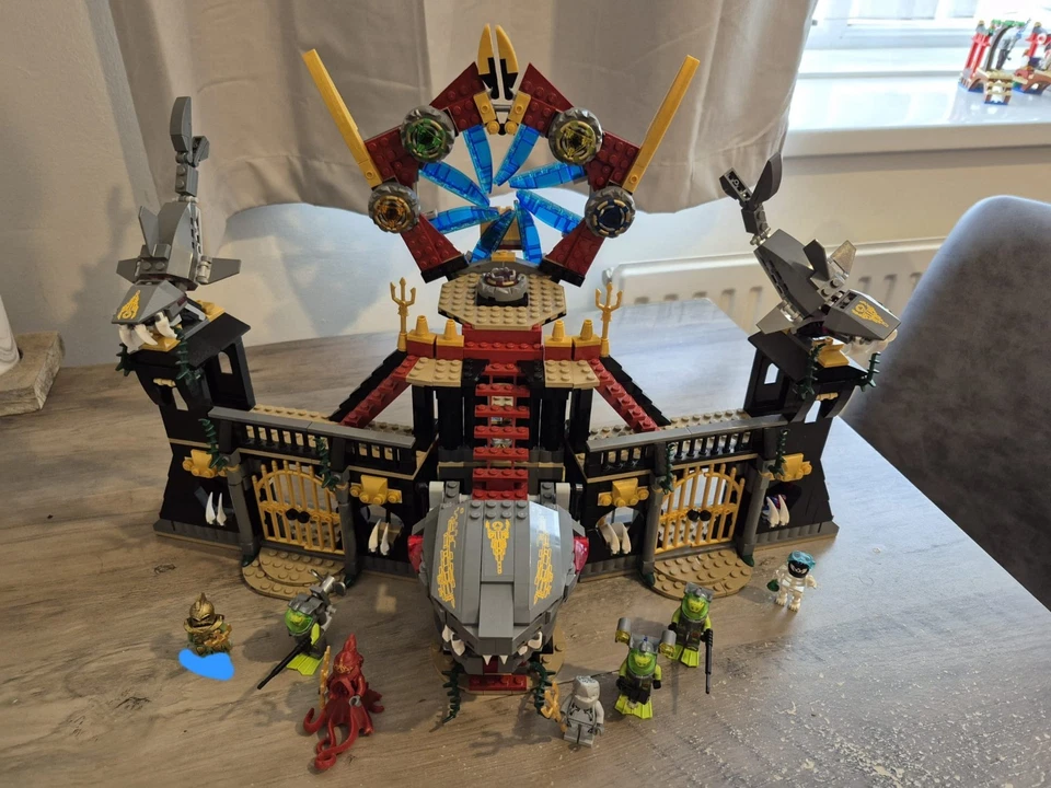 LEGO Atlantis: Portal of Atlantis (8078) | Read Description | Structure Complete - Image 2 of 4
