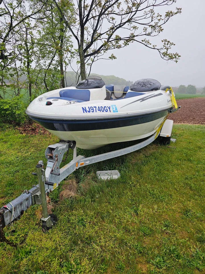 2001 Sea Doo Challenger 20' Boat w/ Title & Trailer - Image 2 of 4