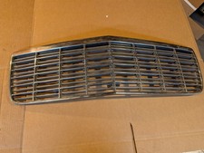1993-1996 Cadillac Fleetwood Front Grill Gm Original