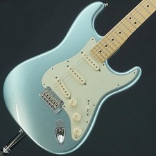 Fender USA American Deluxe Stratocaster Plus Mod. Used 2012 Alder w/Gig case