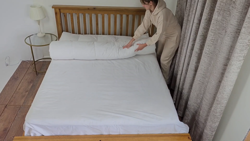 LUXURY GOOSE FEATHER & DOWN 15% MATTRESS TOPPER ENHANCER OVERLAY - COTTON CASING - Video 1 of 1