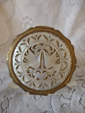 Unique Vintage Stratton Carved Mother Of Pearl Dove And Heart Design Compact