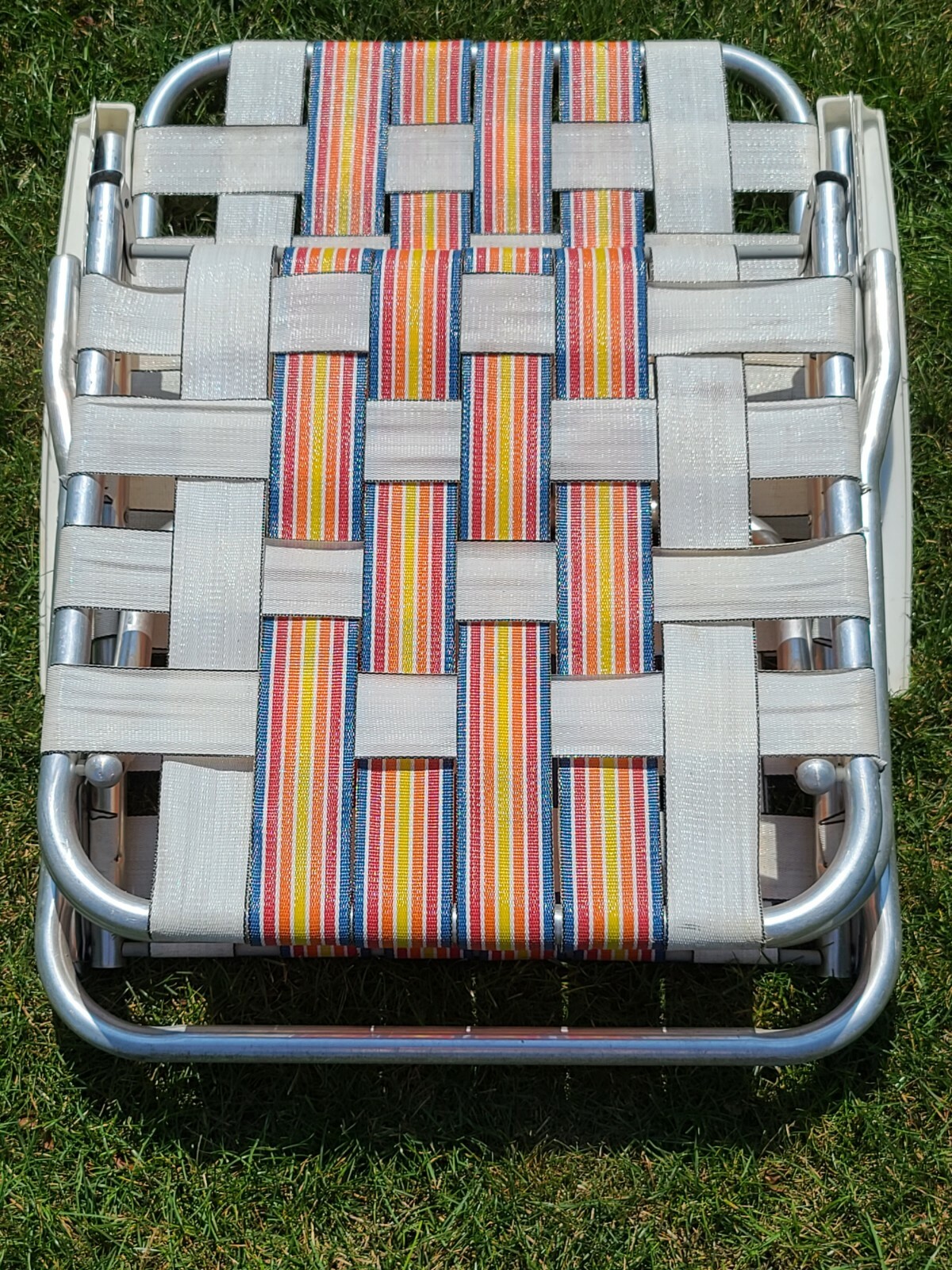 Vintage Aluminum bed Chaise Lounge Lawn Chair, Orange/Yellow/Blue