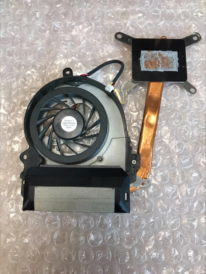 Fujitsu LifeBook S710 HEATSINK. - CP473755-01, CP473757-01 - Image 4 of 4