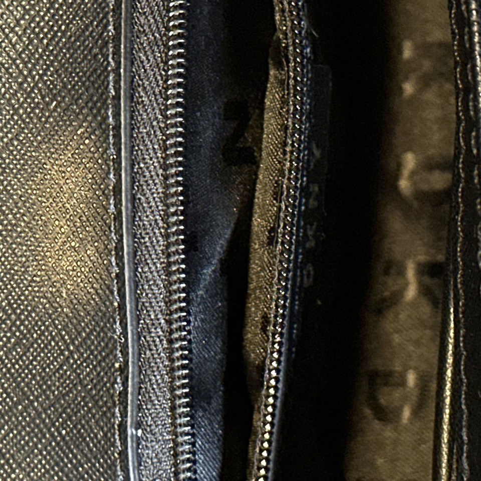 DKNY Black Leather Flap Crossbody/Shoulder Bag with Gold Tone Chain eBay