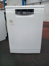 Image of BOSCH Series 2 SMS26AW08G Full-size Dishwasher - White