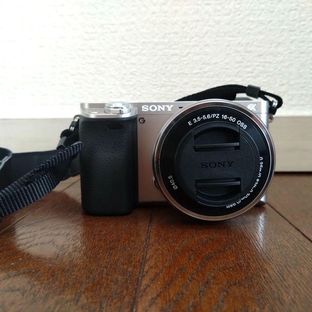 Sony α6000 Mirrorless Camera E PZ 16-50mm F3.5-5.6OSS Silver