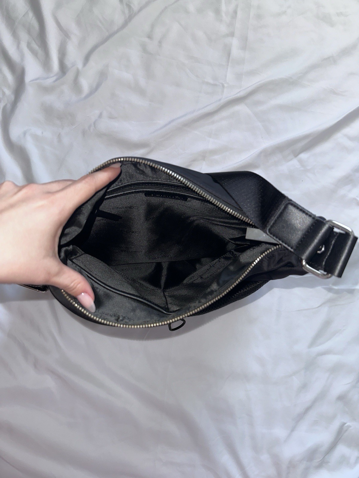 Calvin Klein Black Solid Crossbody Bag w/ Adjustable Strap, Outer Pockets, Zip — image 6