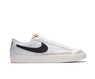 Nike White Black Lace-Up Low Top Athletic Sneakers Leather Upper Rubber Sole Men
