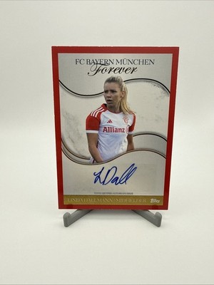 2023-24 Topps Bayern München Linda Dallmann Forever Team Auto /5 SP Red