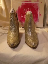 Not Rated Fiera Booties Gold Glitter Size 7.5 V Cut Ankle Party Chunky Heel