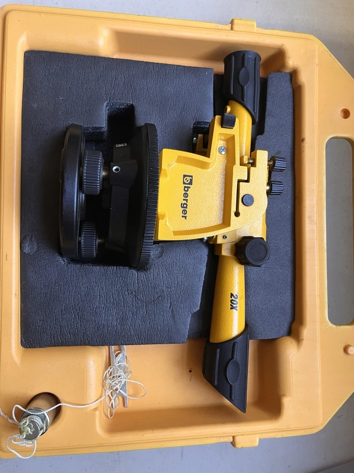 CST / Berger 54-200BN 20X NIVEL DE TRÁNSITO LÍNEA DE VELOCIDAD EN ESTUCHE - Buen Estado Foto 2 de 4