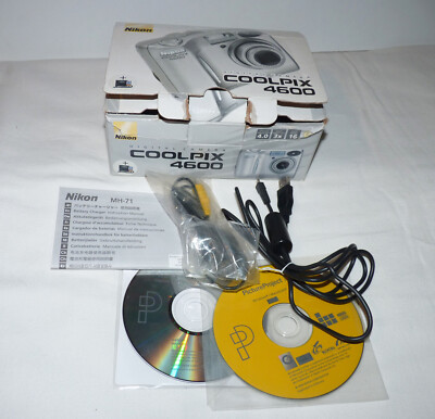 Kompakt Digitalkamera - Nikon Coolpix 4600 4.0 MP + Zubehör