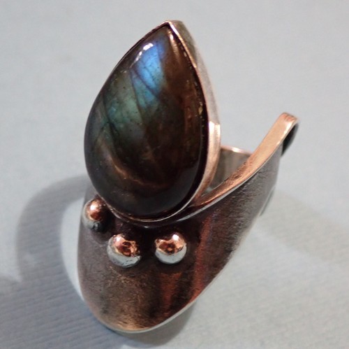 Anillo lágrima labradorita negra talla 9 inusual estilo zig-zag plata de ley - Imagen 4 de 11