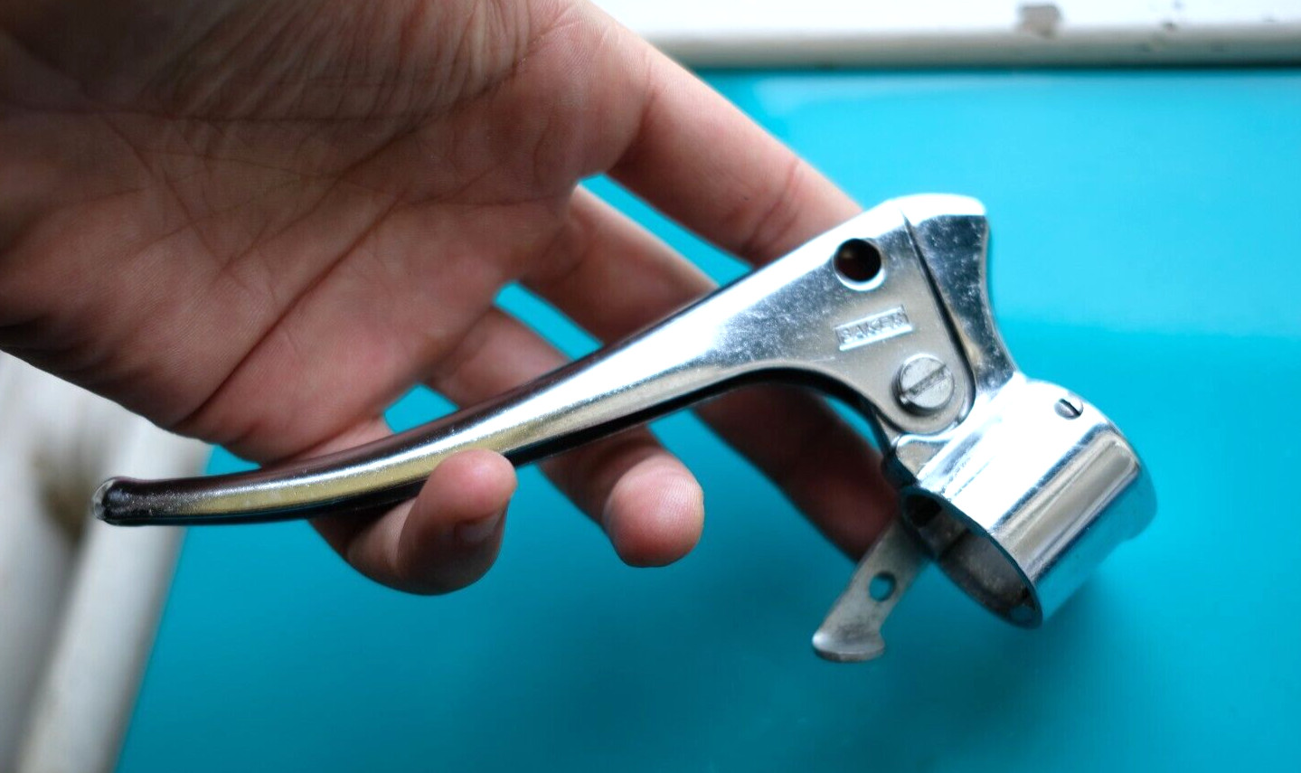 Commande Saker gauche vintage chromée pour cyclomoteur des années 1970
