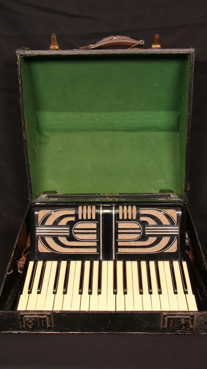 Hohner tango 1 deals