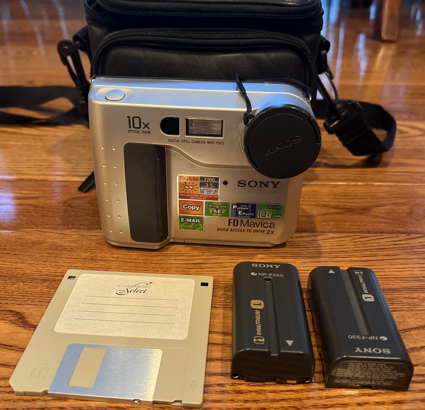 Vintage Sony Mavica Floppy Disk Digital Still Camera w/ Battery MVCFD75 eBay