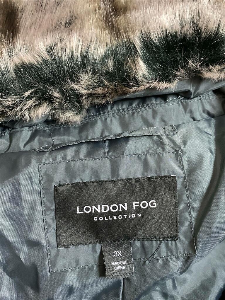 London Fog Women's Diamond Quilted Down Coat with Faux Fur Trim