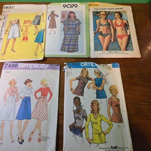 Simplicity womens sewing patterns 1970s dress,robe,bikini,skirts,tops Unverified - Picture 2 of 5