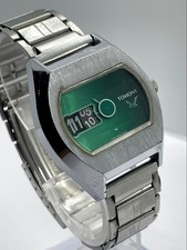 TOMONY Men's Digital Watch Green Dial