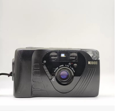 Ricoh FF-9D  Black 35mm Film Camera Autofocus Point Shoot with 35mm f3.5 Lens