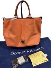 Dooney And Bourke Women's Pebble Grain Large Barlow Apricot NWOT msrp 398