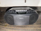 SONY PORTABLE CASSETTE PLAYER & CD PLAYER/ RADIO CFD-S70 Excellent Condition