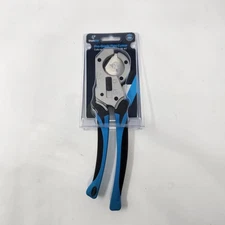 Sharkbite Pro Grade Pipe Cutter Pex PE-RT Cuts Up To 1" 25880