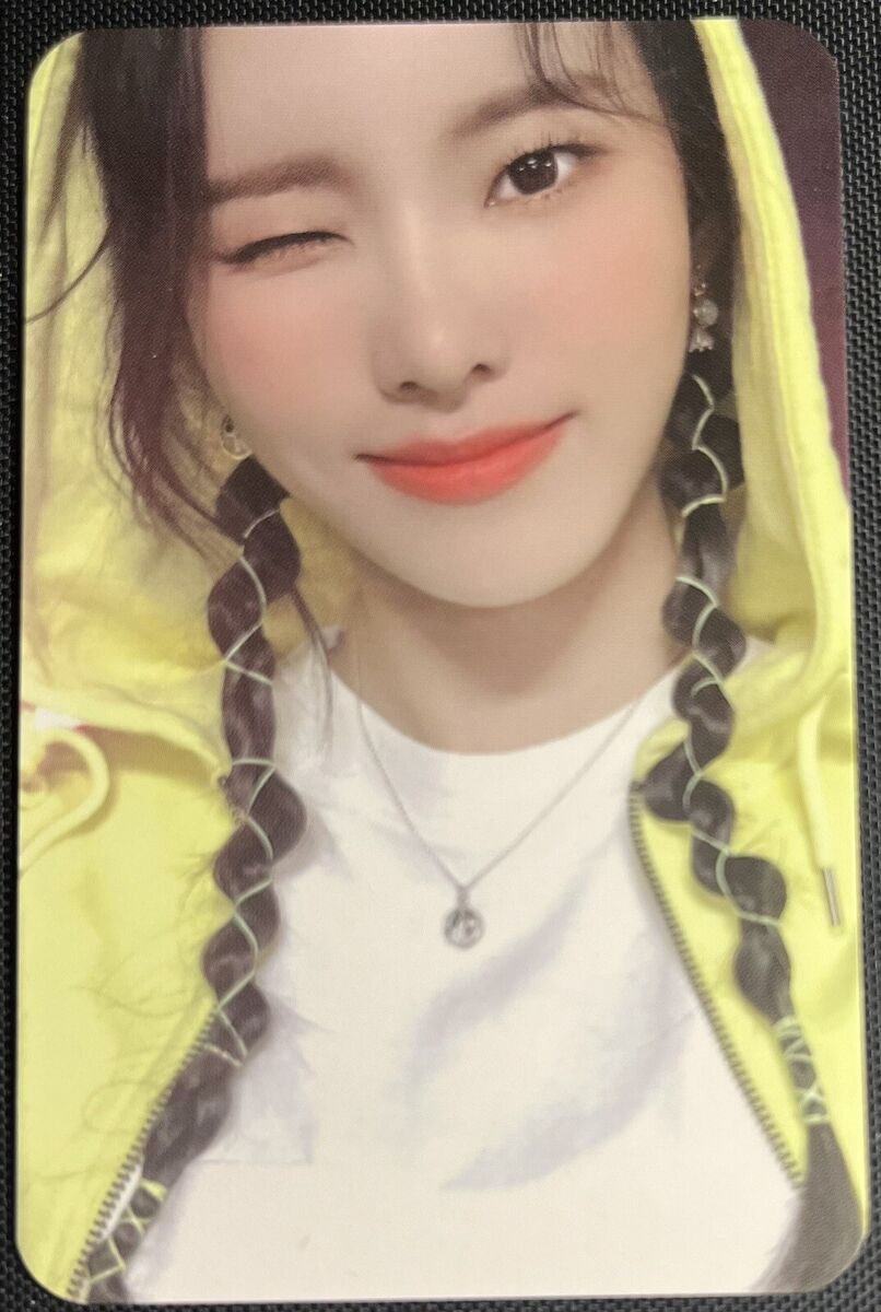 Weeekly Monday 1st Mini Album We Are K-pop Poca Photocard Weeekly Monday 1st Mini Album We Are K-pop Poca Photocard