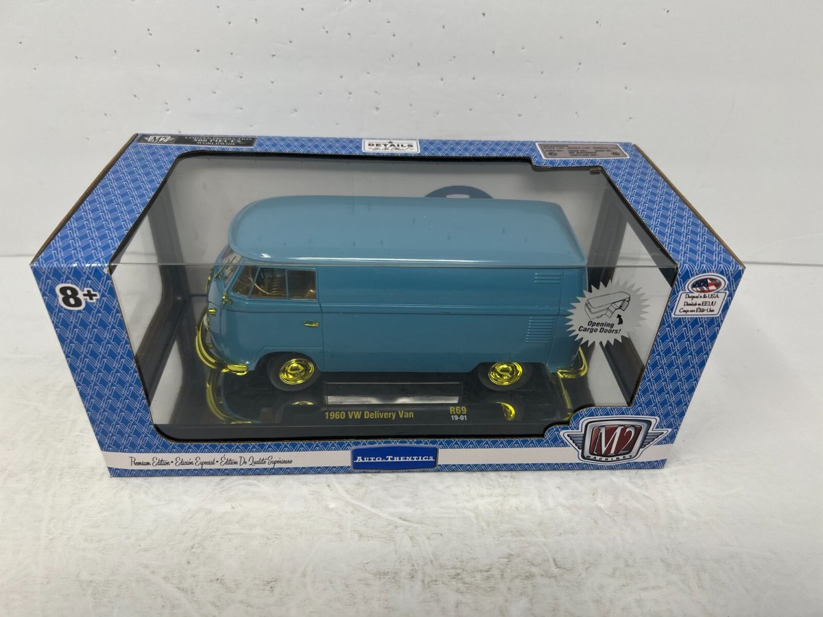 M2 Machines 1960 Volkswagen Delivery Van CHASE Auto-Thentics 1:24