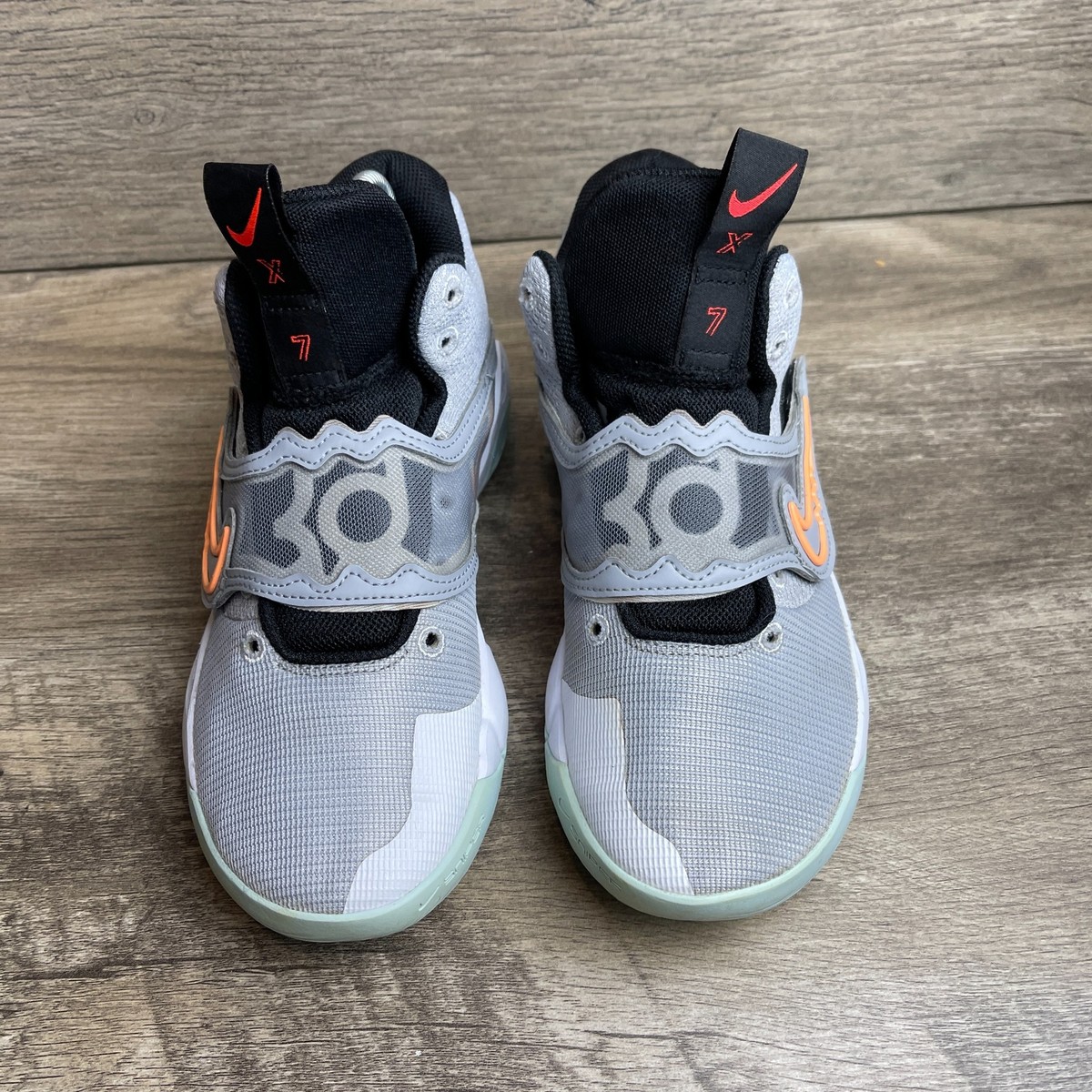 Nike KD Trey 5 X DD9538-009 Men 7.5 Basketball Shoes Wolf 