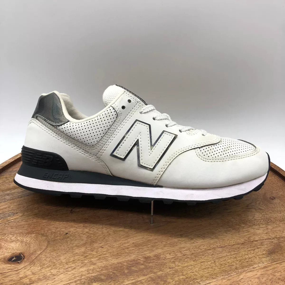 New balance 574 classic white sale