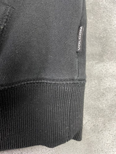 Volcom Black Sweater Adult M Hoodie Pullover Logo Sweatshirt Men’s Size Medium - Picture 7 of 11