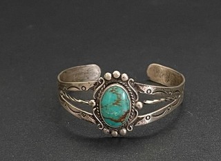 Vintage Native American Sterling Silver & Turquoise Navajo Bracelet Circa 1960