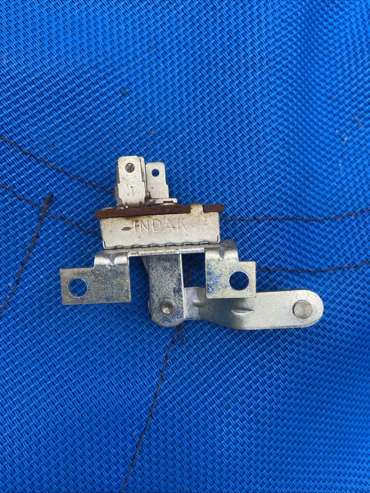 3819637 - NOS GM Heater / Blower Switch 1963 Chevrolet Pass, Impala, Biscayne - Image 3 of 4