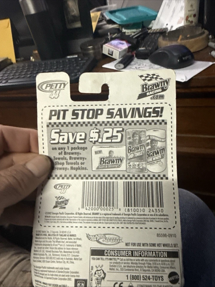 Coche coleccionable Hot Wheels Brawny Racing Kyle Petty #44 Die Cast 1/64 2002 Foto 3 de 4