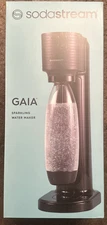 SodaStream Gaia Sparkling Water Maker Kit Black with CO2 Cylinder & Bottle!!!