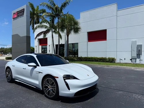 2023 Porsche Taycan